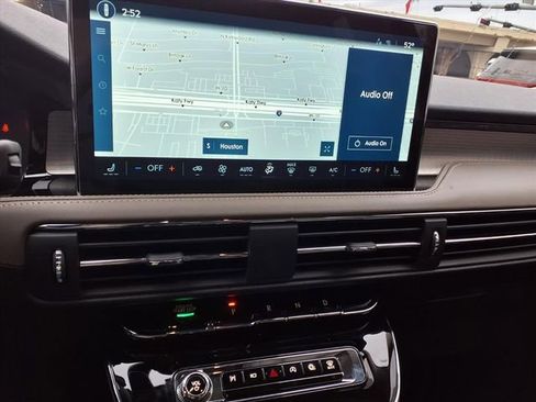 New 2026 Lincoln Corsair Premiere FWD image 14