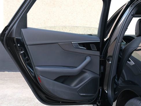 Used 2024 Audi A4 2.0T Premium Plus image 23