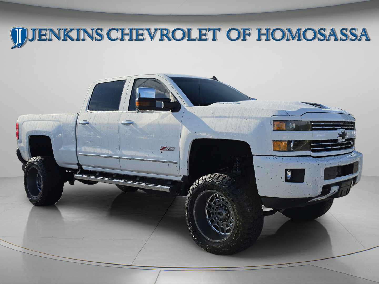 Used 2018 Chevrolet Silverado 2500 LTZ w/ Duramax Plus Package AWD/4WD image 2