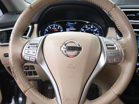 Used 2015 Nissan Rogue SL w/ SL Premium Package image 27