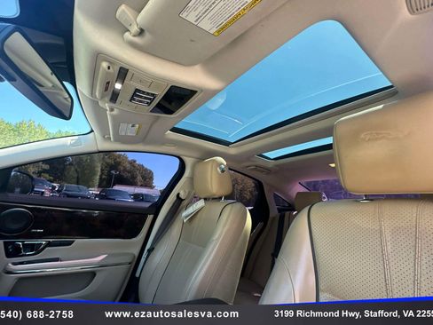 Used 2017 Jaguar XJ R-Sport AWD/4WD image 29