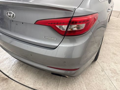Used 2015 Hyundai Sonata Limited w/ Option Group 06 FWD image 21
