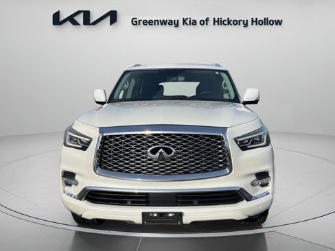 Used 2018 INFINITI QX80 Base w/ All Season Package image 2