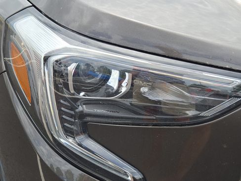 Used 2020 GMC Terrain SLT FWD image 5