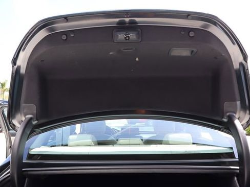 Used 2023 Genesis G70 2.0T image 25