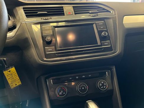 Used 2020 Volkswagen Tiguan S FWD image 20