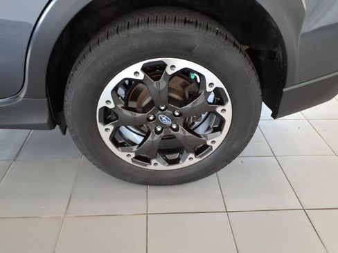 Certified 2022 Subaru Crosstrek 2.0i Premium w/ Moonroof Package AWD/4WD image 17