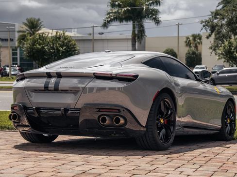 Used 2022 Ferrari Roma RWD image 6