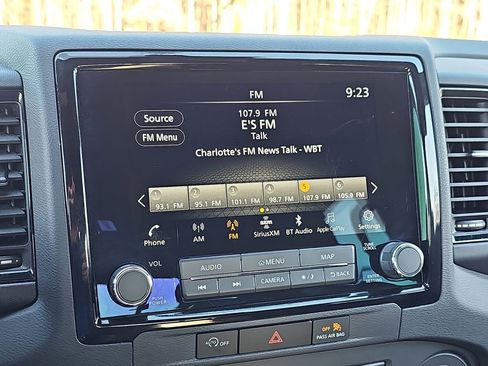 Used 2024 Nissan Frontier PRO-4X w/ Off-Road Protection Package image 25