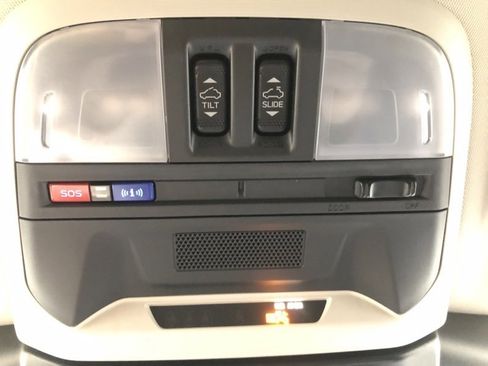 Used 2025 Subaru Crosstrek 2.5i Limited image 30