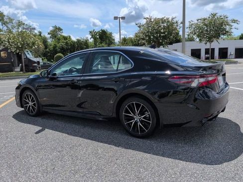 Certified 2023 Toyota Camry SE FWD image 6