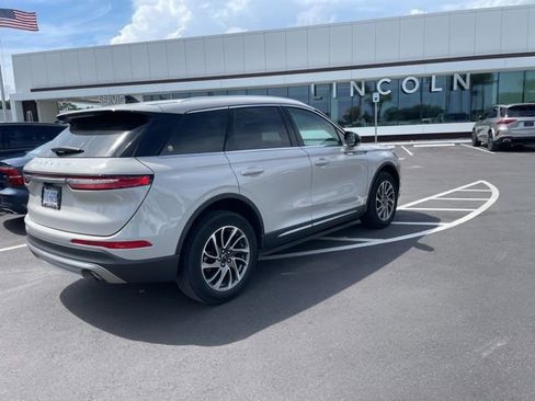 Used 2022 Lincoln Corsair FWD w/ Equipment Group 101A image 5