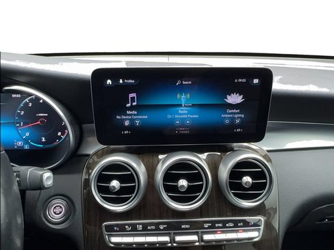 Used 2020 Mercedes-Benz GLC 300 4MATIC image 50
