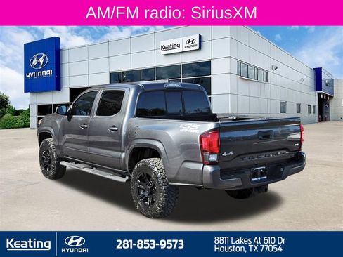 Used 2020 Toyota Tacoma SR image 7