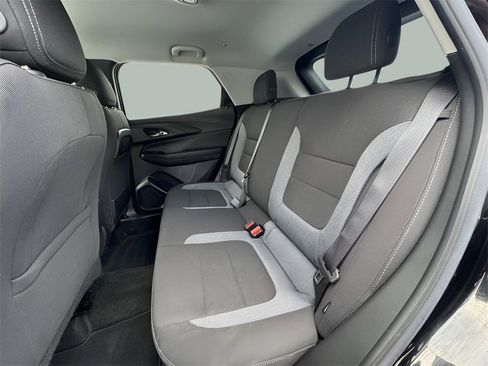 Used 2023 Chevrolet TrailBlazer LT w/ Convenience Package image 13