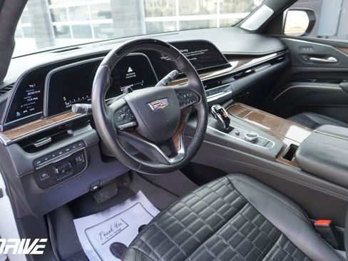 Used 2023 Cadillac Escalade ESV Sport Platinum w/ LPO, Floor Liner Package image 17