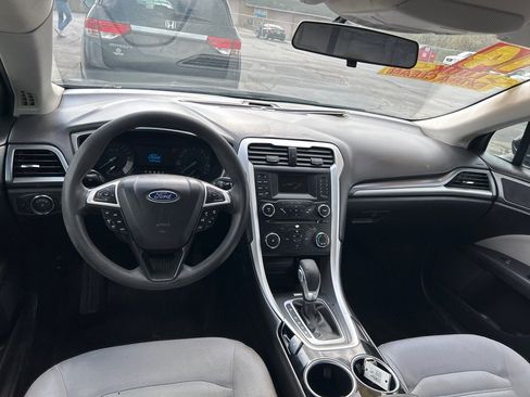 Used 2014 Ford Fusion S image 13