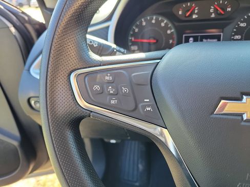 Used 2024 Chevrolet Malibu LT FWD image 17