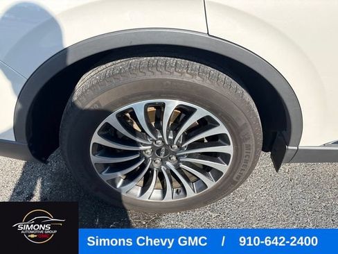 Used 2022 Lincoln Aviator Reserve RWD image 6