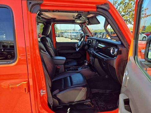 Certified 2023 Jeep Wrangler Unlimited Rubicon 392 w/ Trailer Tow Package image 28