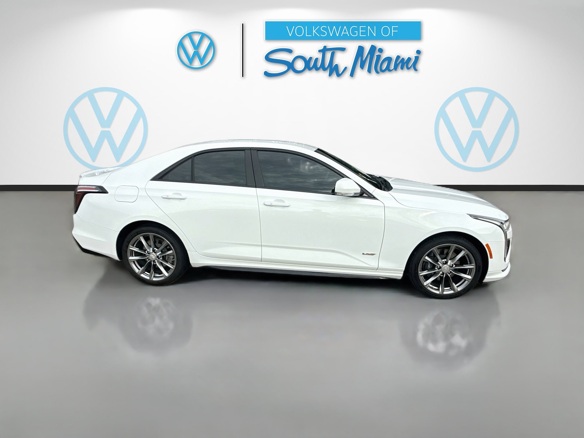 Used 2020 Cadillac CT4 V w/ Climate Package AWD/4WD image 8