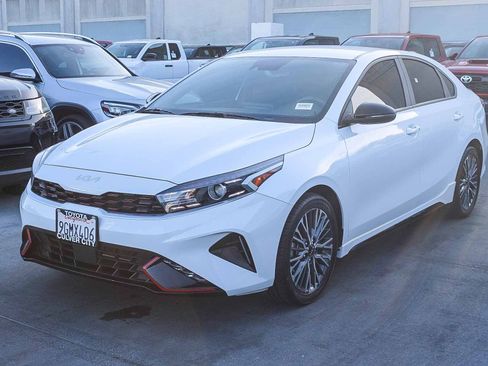 Used 2023 Kia Forte GT-Line w/ GT-Line Technology Package image 3