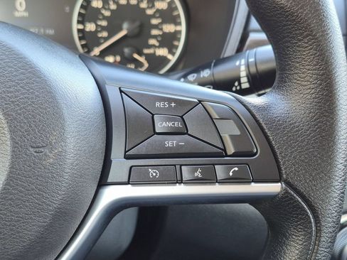 Used 2025 Nissan Altima 2.5 SV FWD image 22