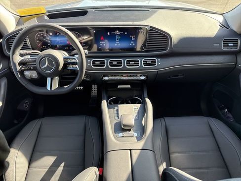 New 2026 Mercedes-Benz GLS 450 4MATIC image 20