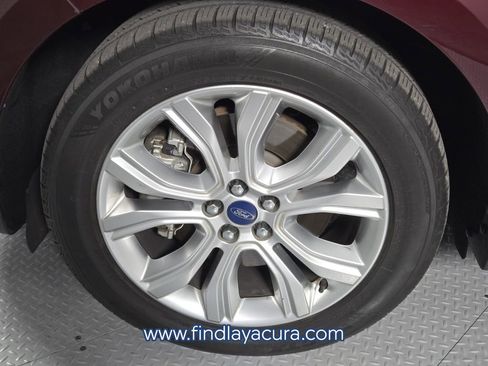 Used 2020 Ford Edge Titanium w/ Class II Trailer Tow Package image 10