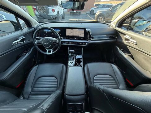 Used 2023 Kia Sportage SX image 17