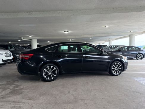 Used 2017 Toyota Avalon XLE FWD image 12