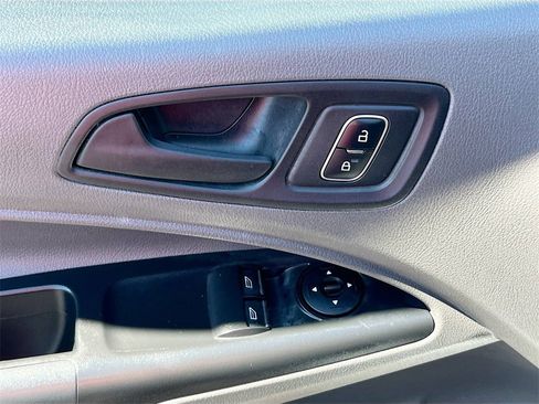 Used 2023 Ford Transit Connect XL image 17