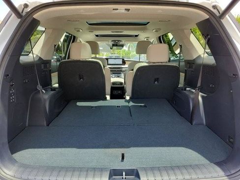 Used 2024 Hyundai Palisade Limited FWD image 10