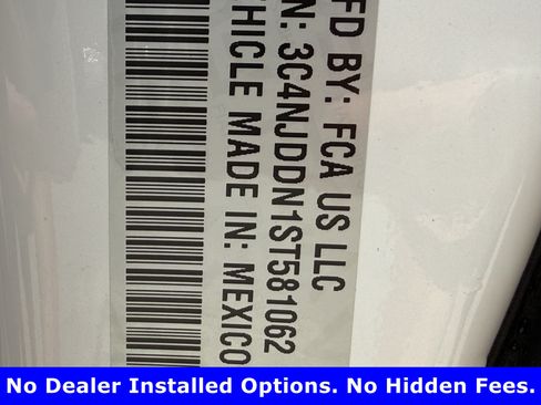 Used 2025 Jeep Compass Trailhawk AWD/4WD image 35