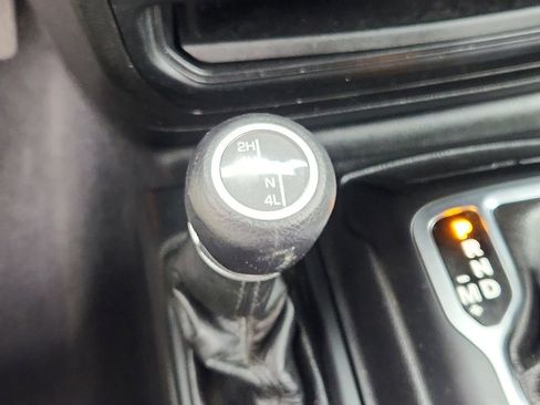 Used 2020 Jeep Wrangler Sport image 14