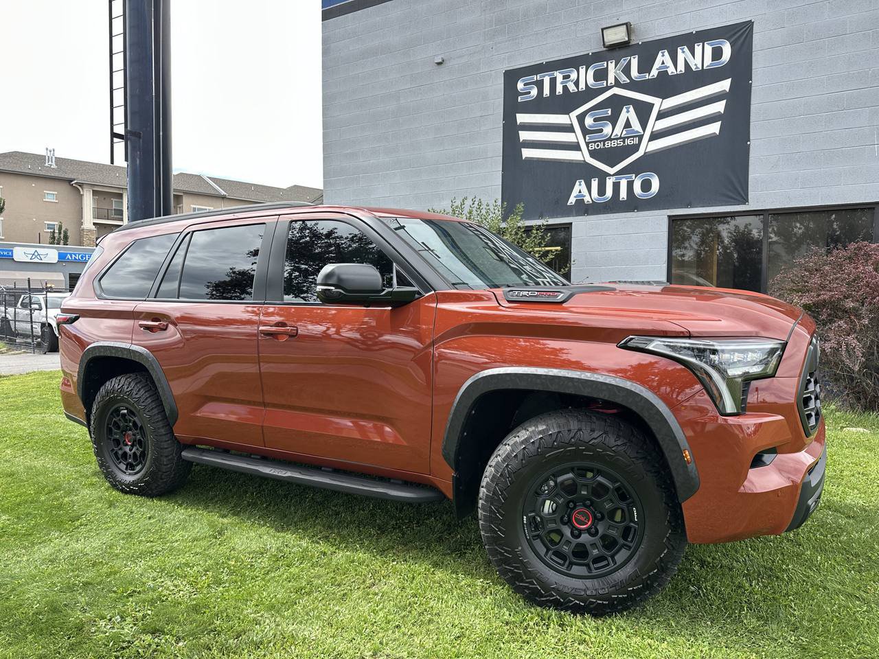 Used 2024 Toyota Sequoia TRD Pro AWD/4WD image 1