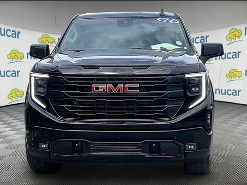 Used 2024 GMC Sierra 1500 Elevation w/ X31 Off-Road Package AWD/4WD image 2