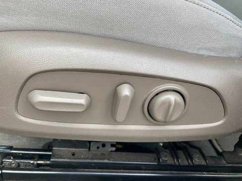 Used 2025 Chevrolet Malibu LT image 12