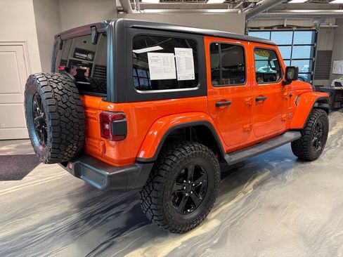 Used 2018 Jeep Wrangler Unlimited Sahara w/ Cold Weather Group AWD/4WD image 34