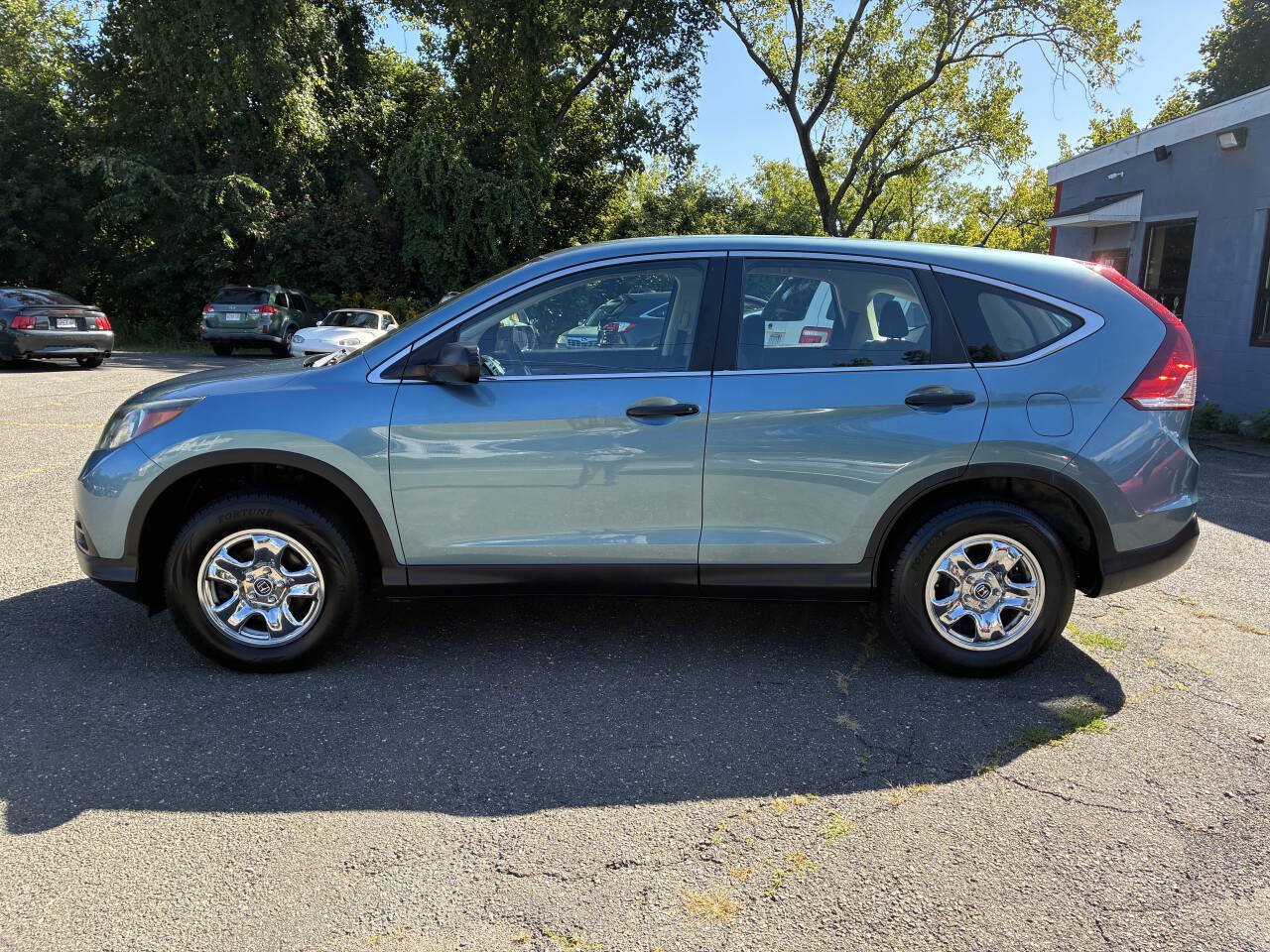 Used 2013 Honda CR-V LX image 2