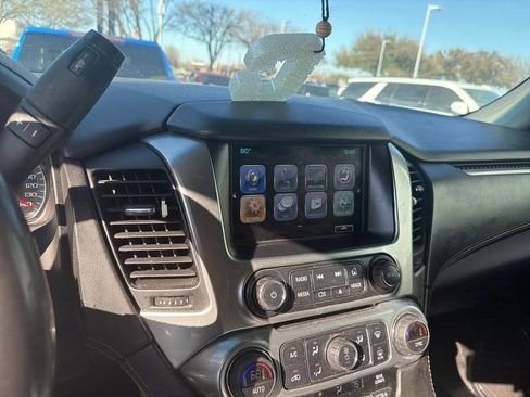 Used 2018 Chevrolet Tahoe LS image 15