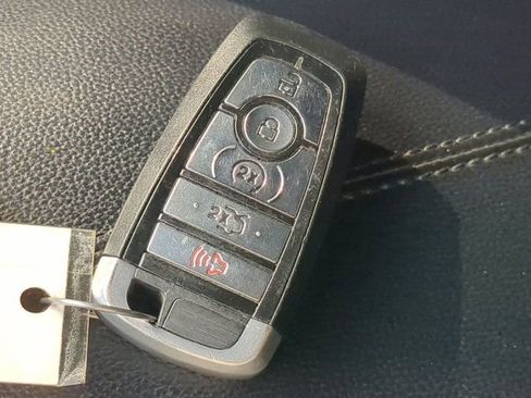 Used 2021 Ford Mustang Premium image 27