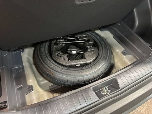 Used 2025 Hyundai Kona SEL AWD/4WD image 81