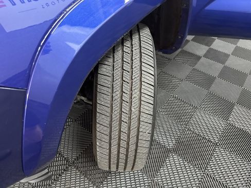 Used 2023 Toyota Tacoma Limited image 38