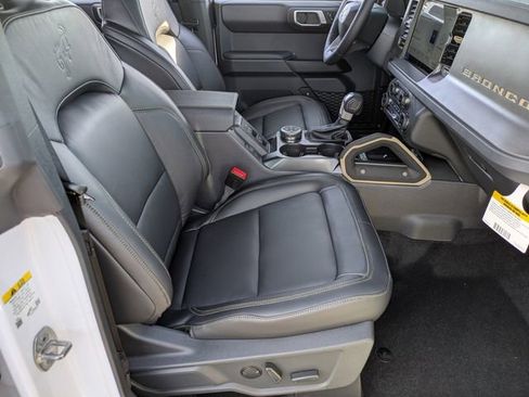 New 2025 Ford Bronco Badlands AWD/4WD image 60