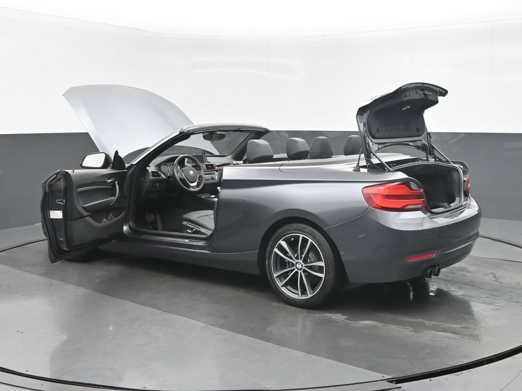 Used 2018 BMW 230i xDrive Convertible AWD/4WD image 38