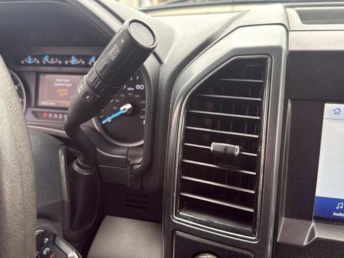 Used 2022 Ford F250 XLT w/ XLT Premium Package AWD/4WD image 24