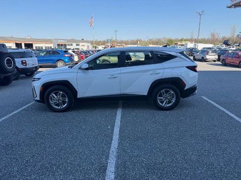 Used 2025 Hyundai Tucson SE FWD image 5