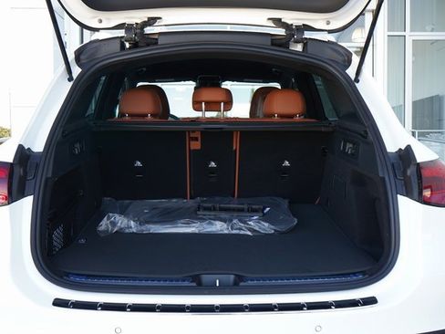 New 2026 Mercedes-Benz GLC 300 GLC 300 image 8