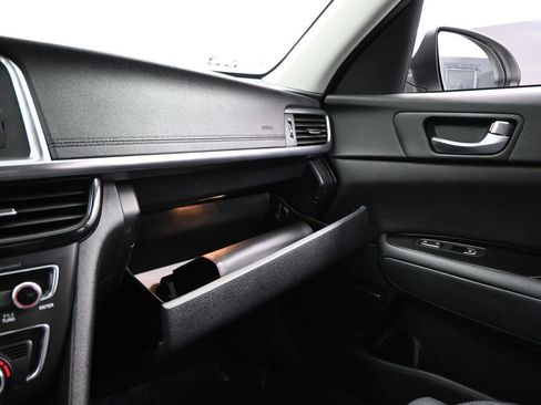 Used 2018 Kia Optima EX image 28